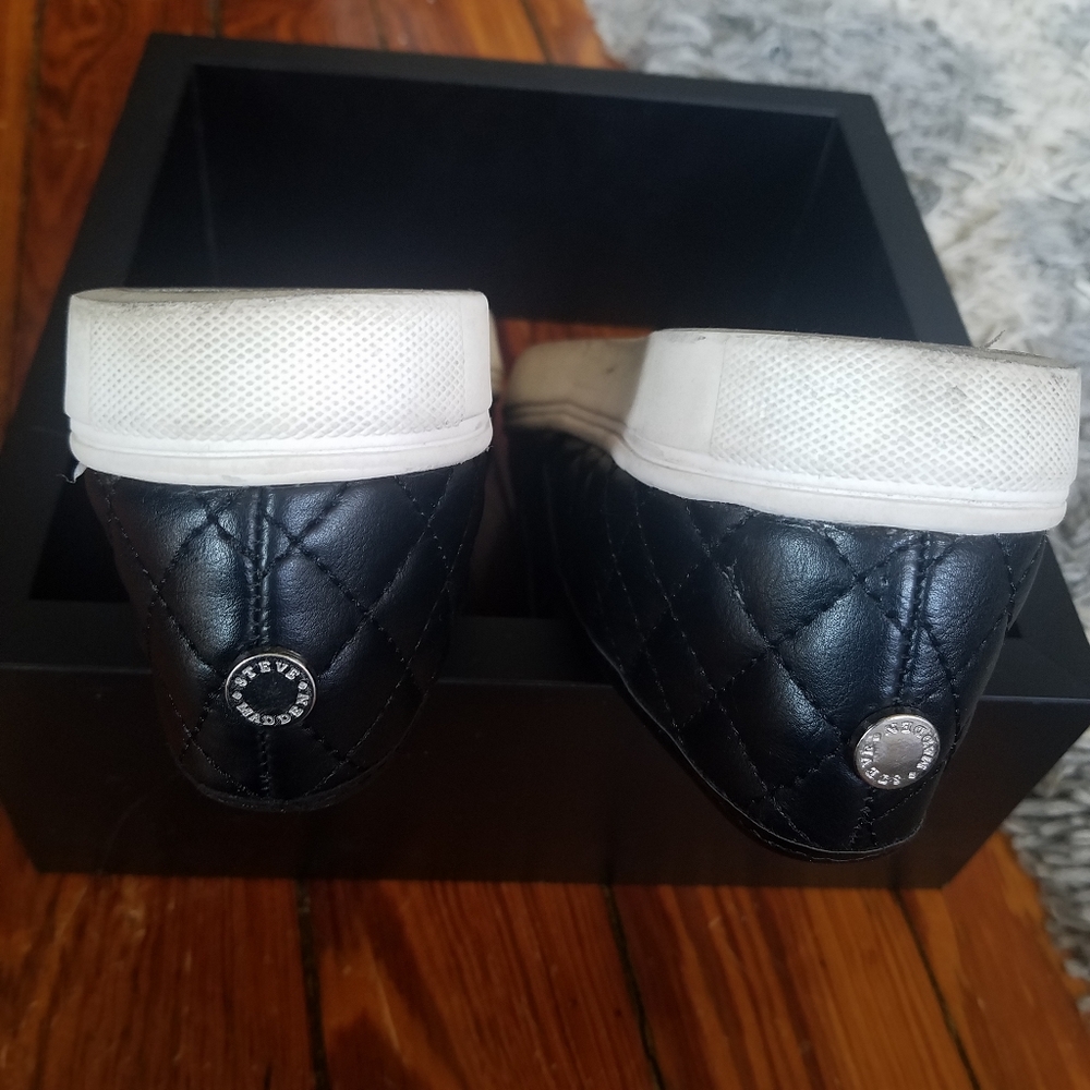 Steve Madden Girl's‎ Quilted Slip On Shoe Sneaker 4 - Picture 7 of 7